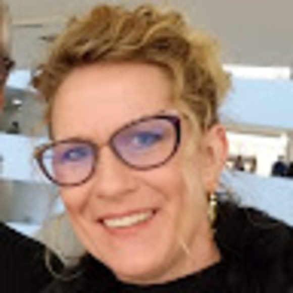 Meet your Posher, Chris - Picture 1 of 1